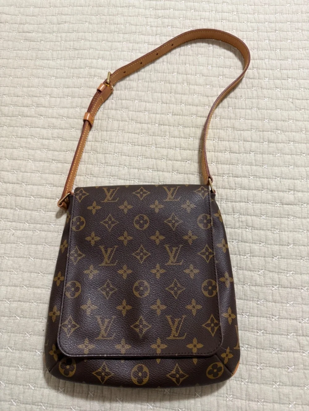 Louis Vuitton like new